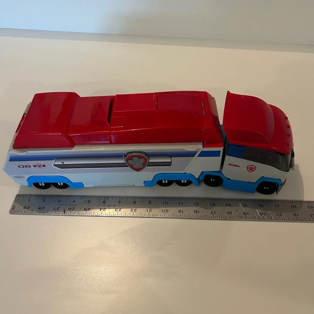 Paw Patrol Launch N Haul Patroller 2-in-1 Transforming Playset 7 Vehicles